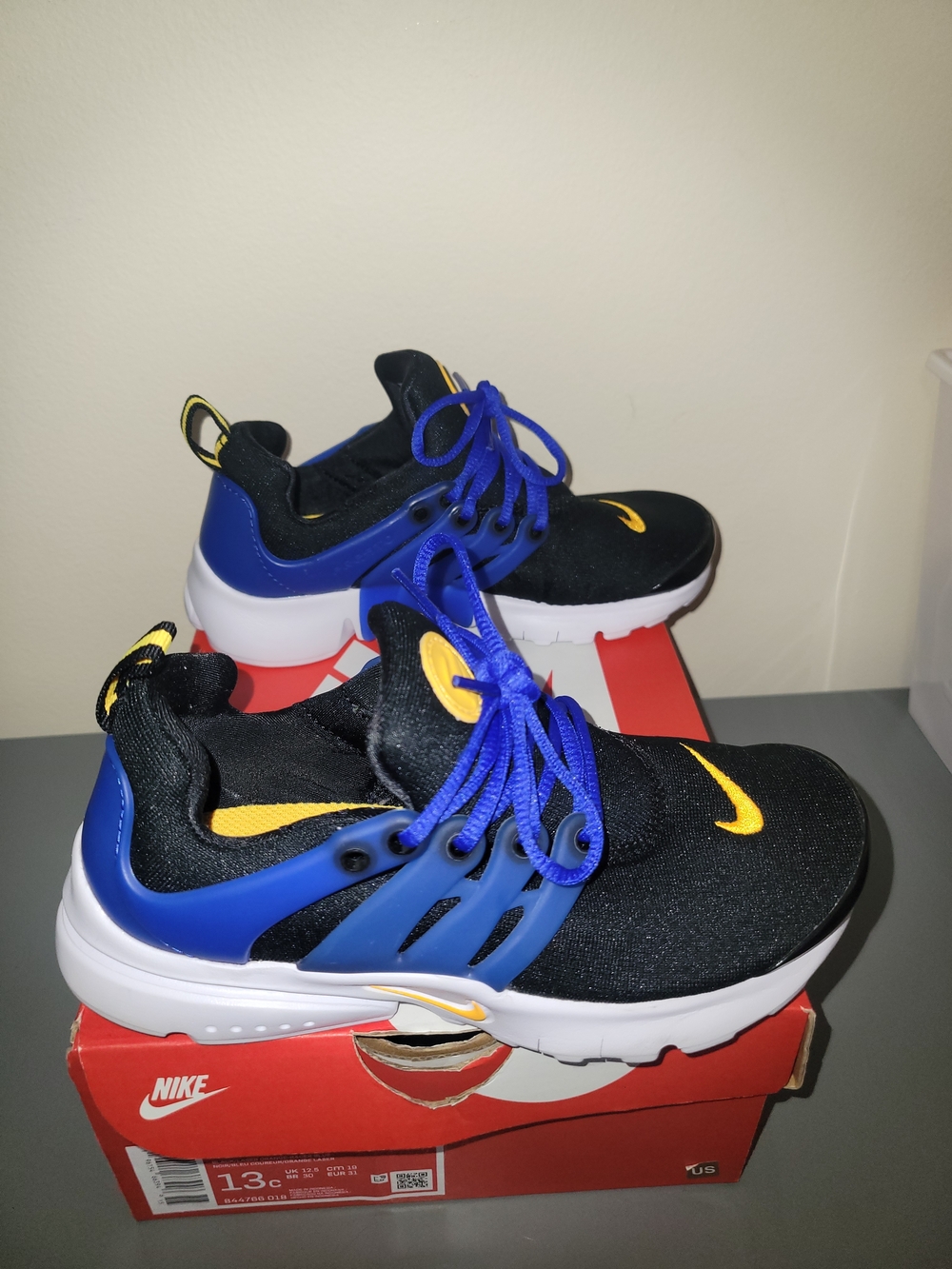Nike Kids' Black & Royal Blue Presto Shoes with Yellow Accents - Picture 4 of 7